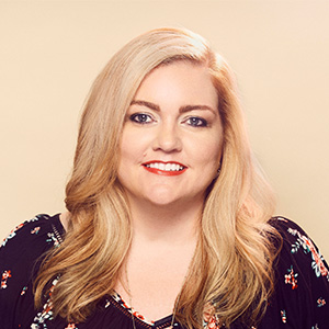 Colleen Hoover
